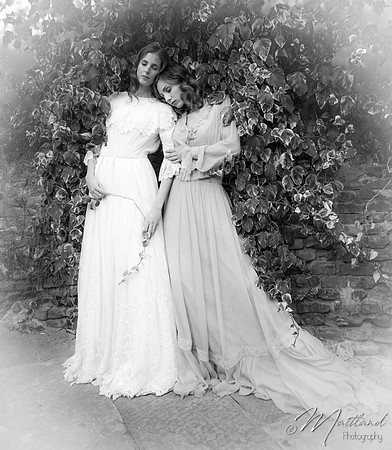 Boglarka Bakos, Anna Szerafin